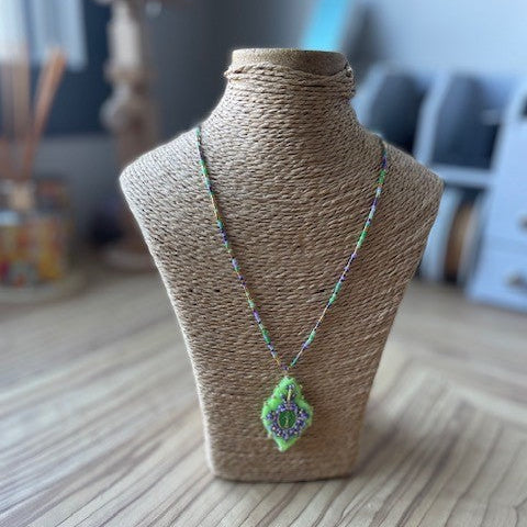 collier tour de cou feutrine