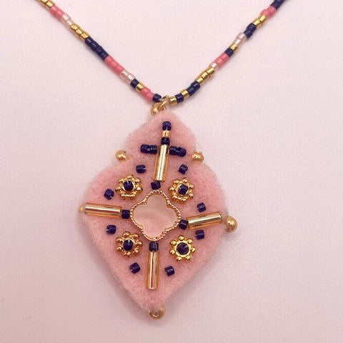 collier tour de cou feutrine
